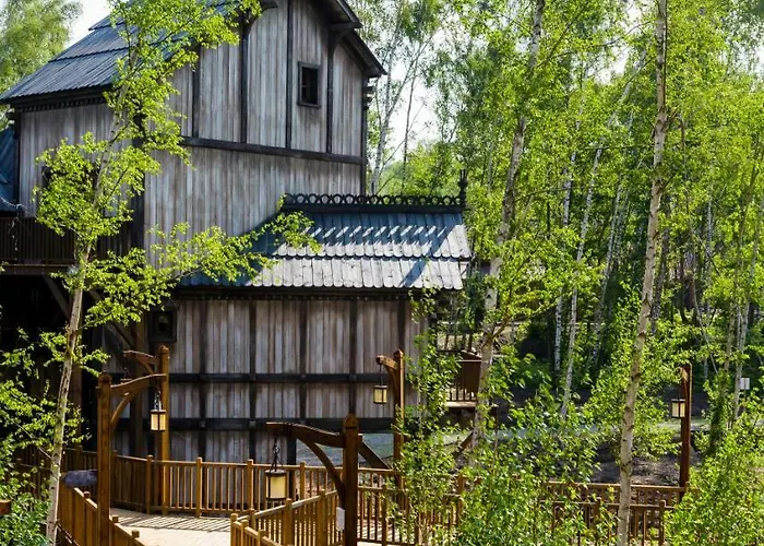 Hotel La Cite Suspendue 3*